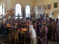 Преосвященнейший епископ Владимир возглавил Всенощное бдение 