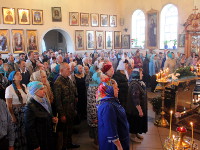 В главном храме Петропавловской и Булаевской епархии почтили двунадесятый праздник Рождества Пресвятой Богородицы