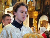 Преосвященнейший епископ Владимир возглавил Божественную Литургию в храме Всех Святых города Петропавловска 