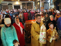 Преосвященнейший епископ Владимир возглавил Божественную Литургию в храме Всех Святых города Петропавловска 