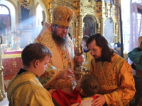 Преосвященнейший епископ Владимир возглавил Божественную Литургию в храме Всех Святых города Петропавловска 