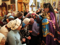 Праздник Введения во храм Пресвятой Богородицы молитвенно почтили в Вознесенском кафедральном соборе 