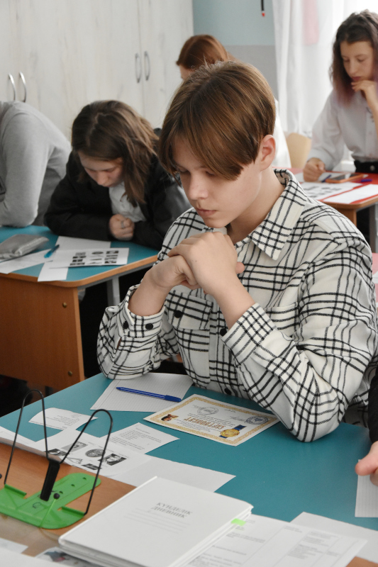 Состоялся второй тур международной олимпиады «Наше Наследие», посвященной 350-летию со дня рождения Петра Великого
